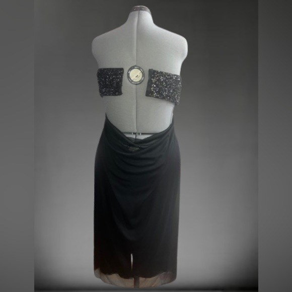 NWT, Strapless beaded bust gown; open, draped back, sz 8 - Picture 6 of 6